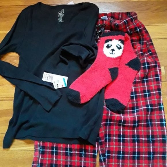Pillow Talk Other - 🎁Pillow Talk 3-Piece Lounge/PJ Set | NWT🎁